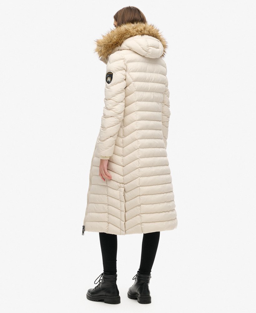 kurtka z kapturem fuji faux fur longline w kolorze rainy day grey