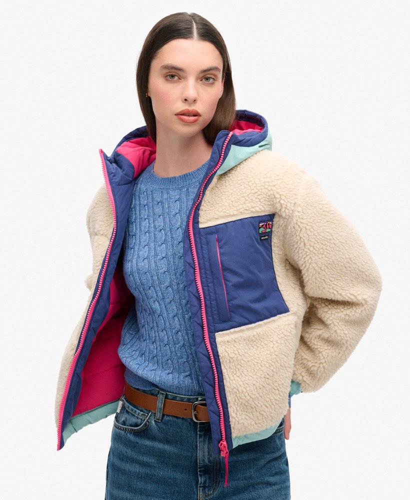 kurtka typu sherpa z kapturem w stylu vintage w kolorze ecru