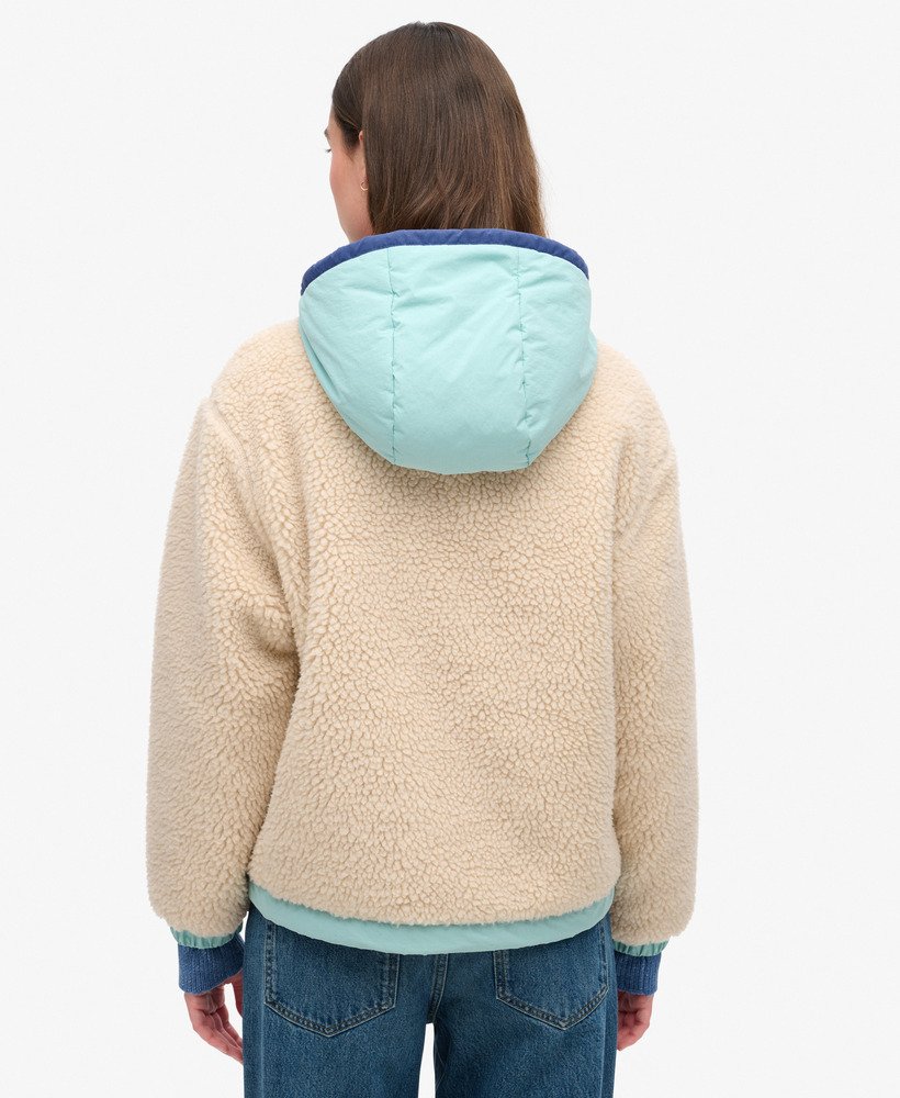 kurtka typu sherpa z kapturem w stylu vintage w kolorze ecru