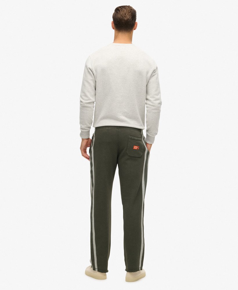 spodnie dresowe essential logo straight joggers w kolorze drk gry greenathletic gry mrl