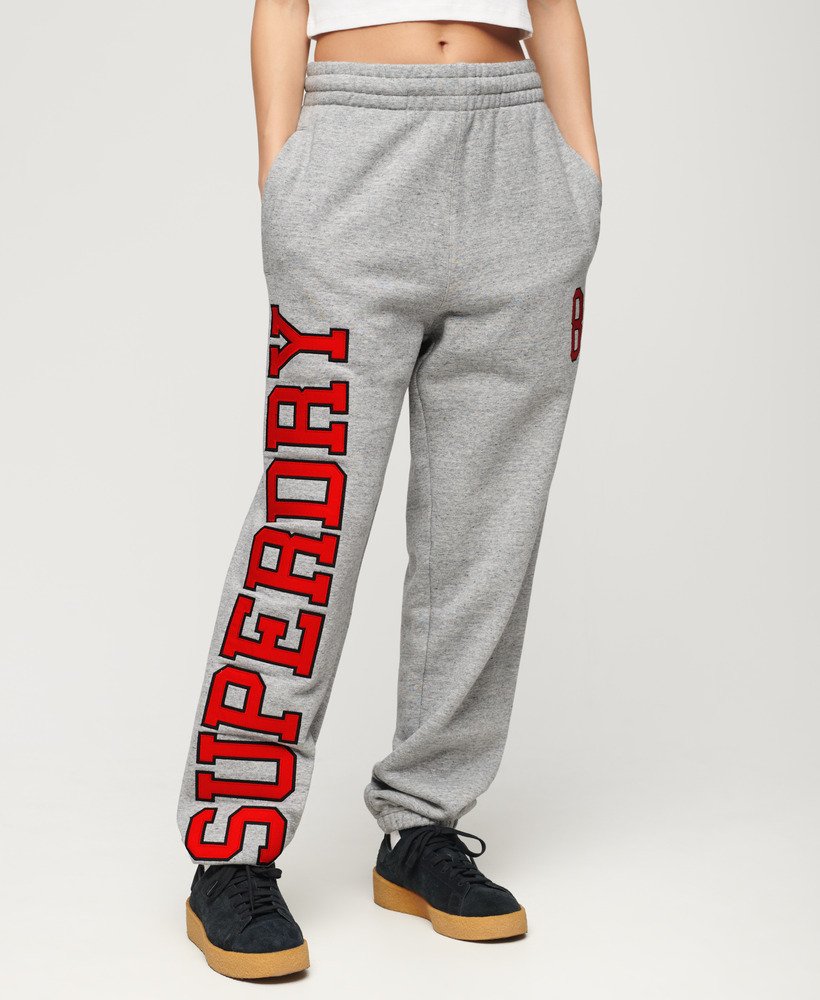 spodnie dresowe boyfriend z logo uczelni w kolorze athletic grey marl