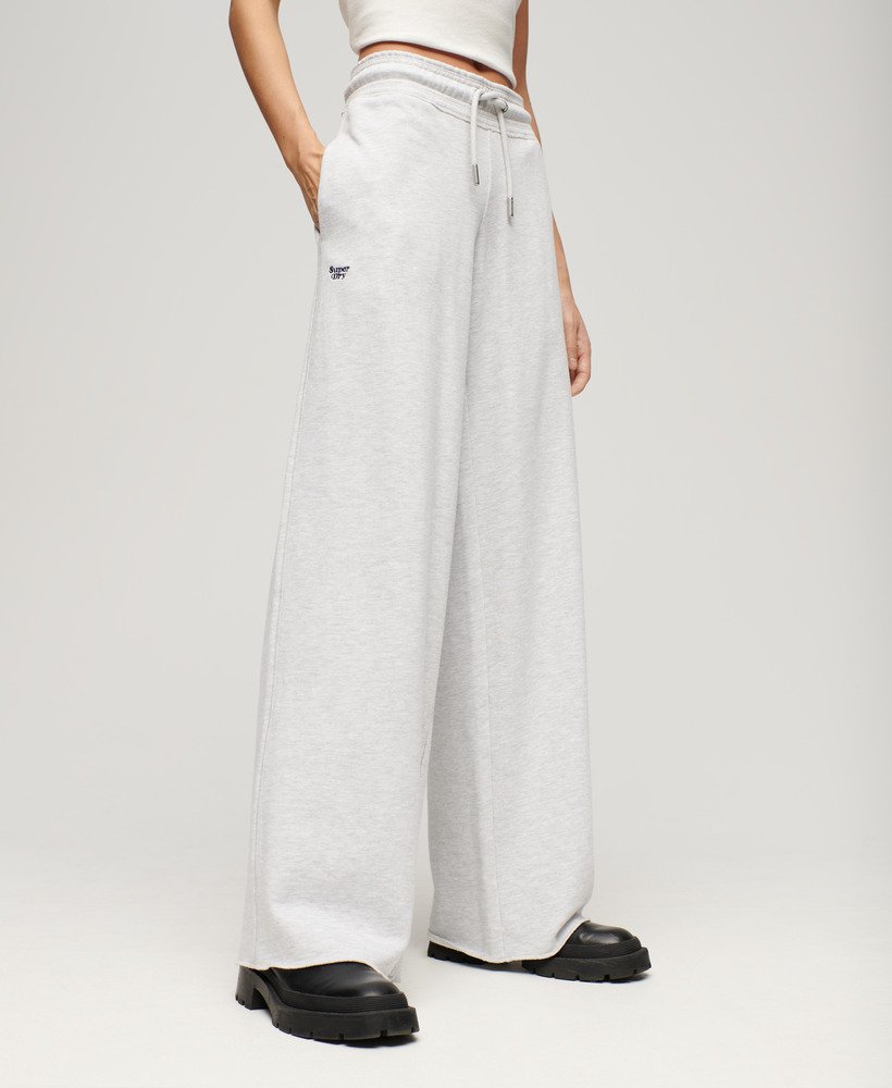spodnie dresowe essential logo straight joggers w kolorze glacier grey marl