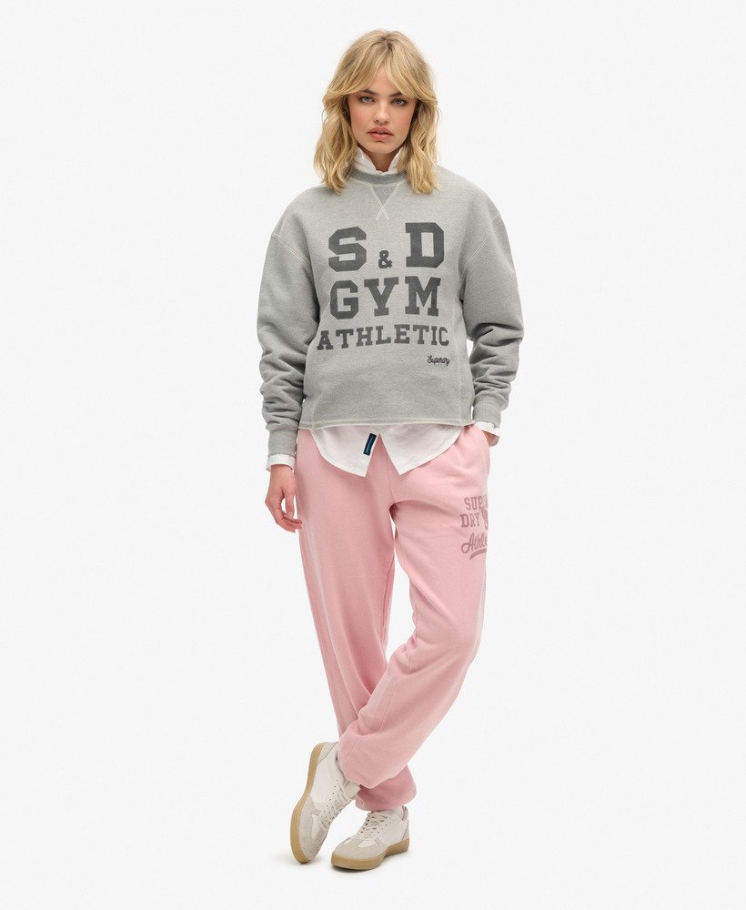 spodnie dresowe athletic essentials vintage washed graphic w kolorze soft pink