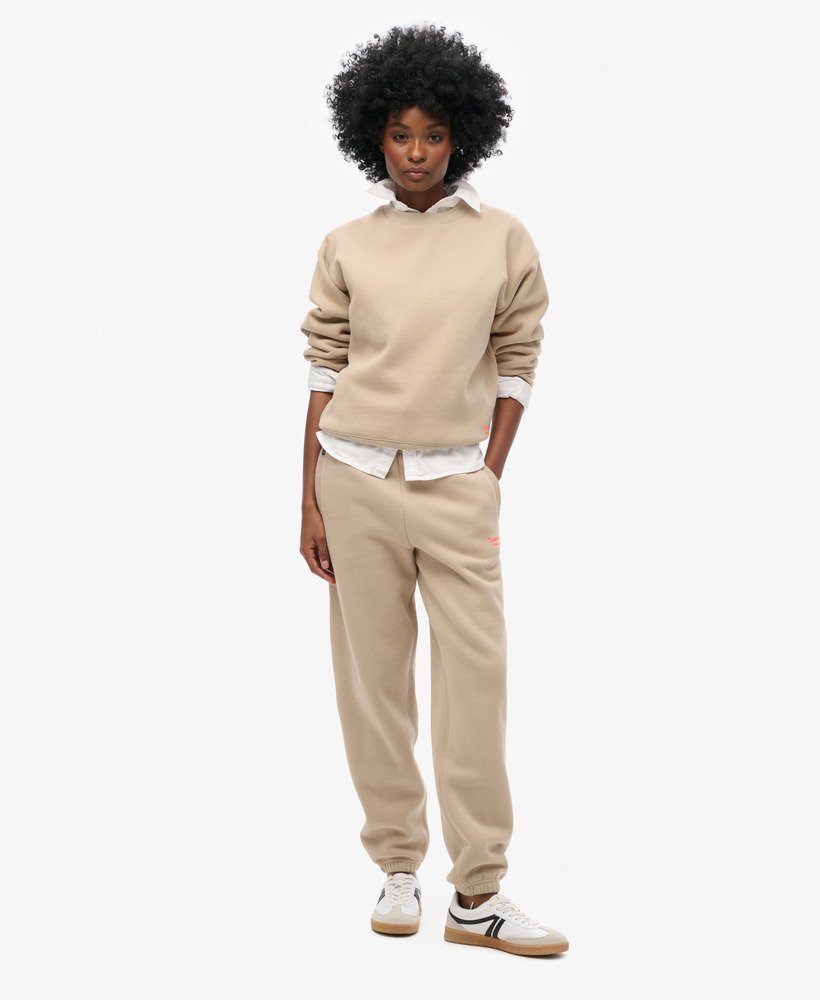 spodnie dresowe essential logo z mankietami w kolorze cobblestone grey