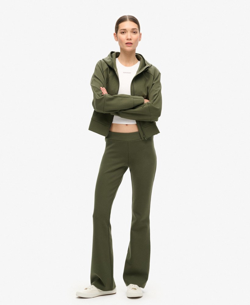 spodnie dresowe sport tech low rise flared w kolorze army khaki