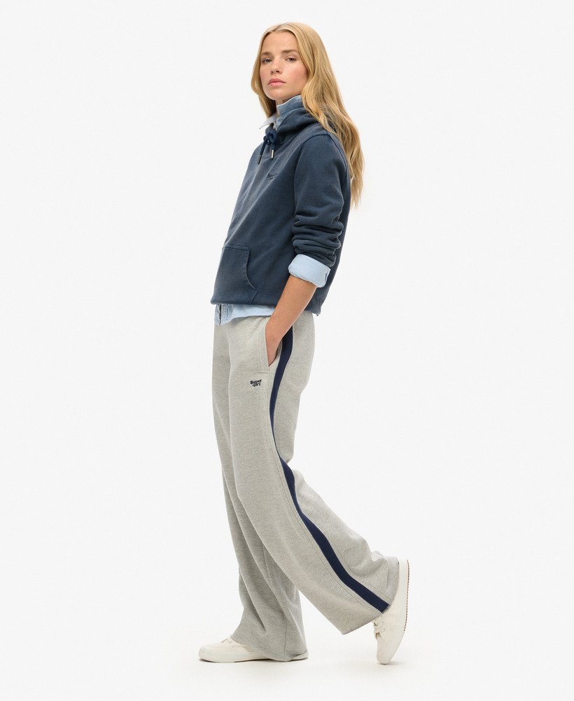 spodnie dresowe essential logo straight joggers w kolorze varsity grey grindle