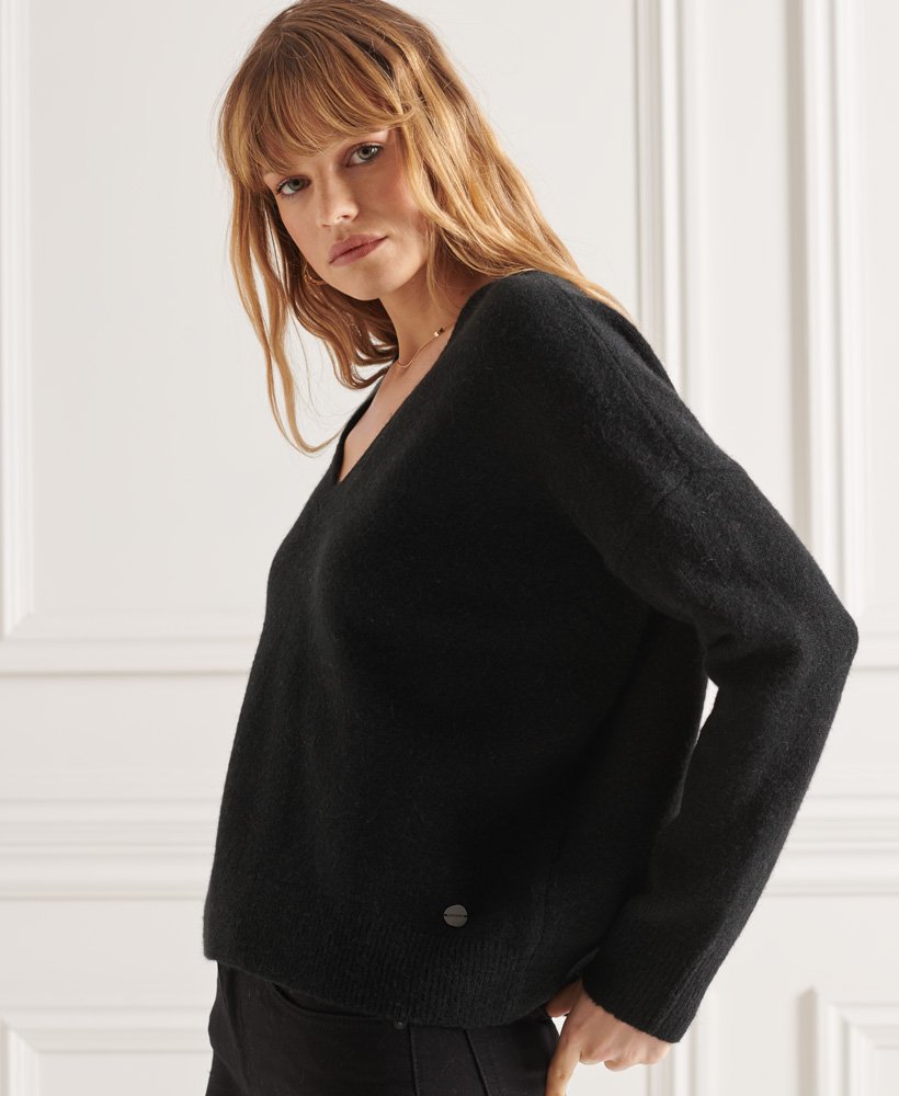 sweter dzianinowy studios slouch z dekoltem w serek w kolorze czarnym