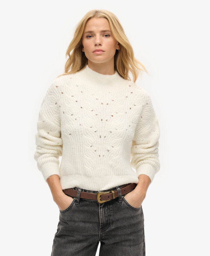 sweter z dzianiny pointelle cable knit w kolorze ecru