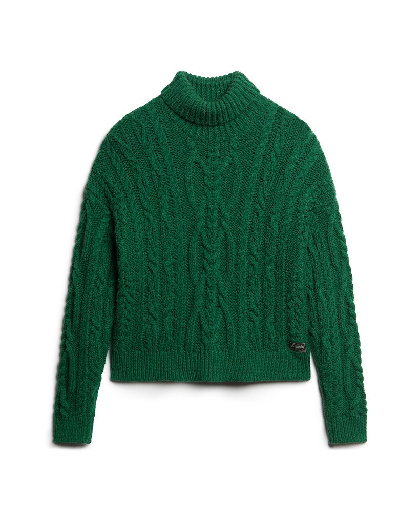 sweter z golfem z dzianiny kablowej w kolorze sosnowej zieleni