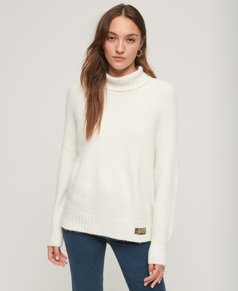 golf z dzianiny prążkowanej essential rib knit w kolorze ecru