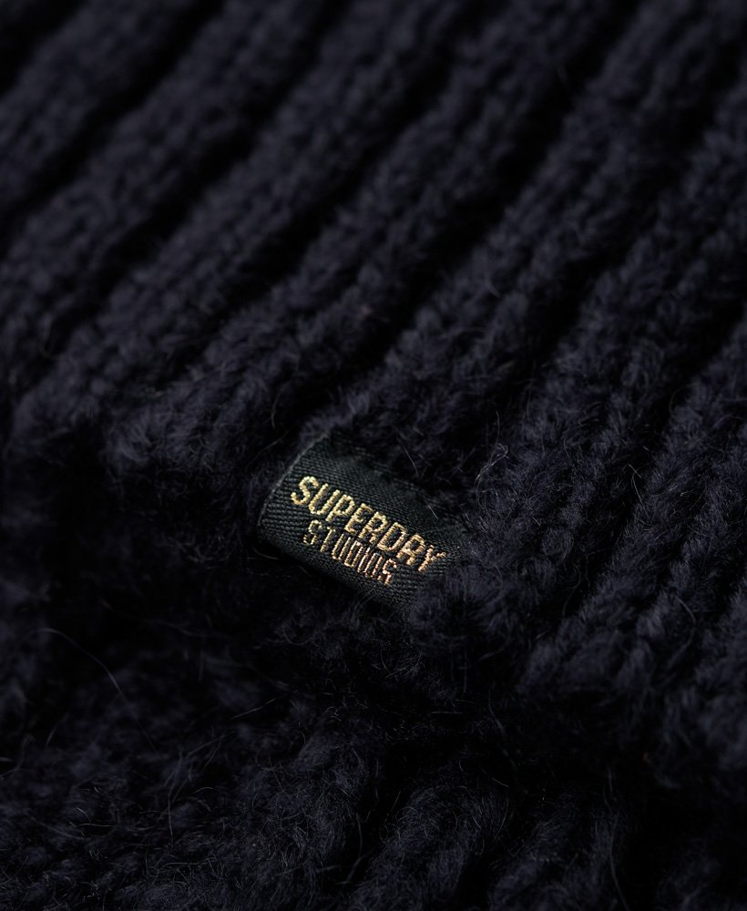 sweter z wysokim kołnierzem i splotem kablowym w kolorze eclipse navy