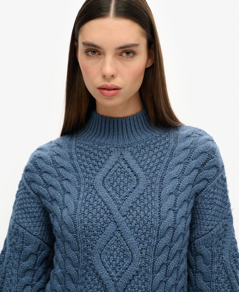 sweter polo aran cable knit w kolorze vintage denim blue