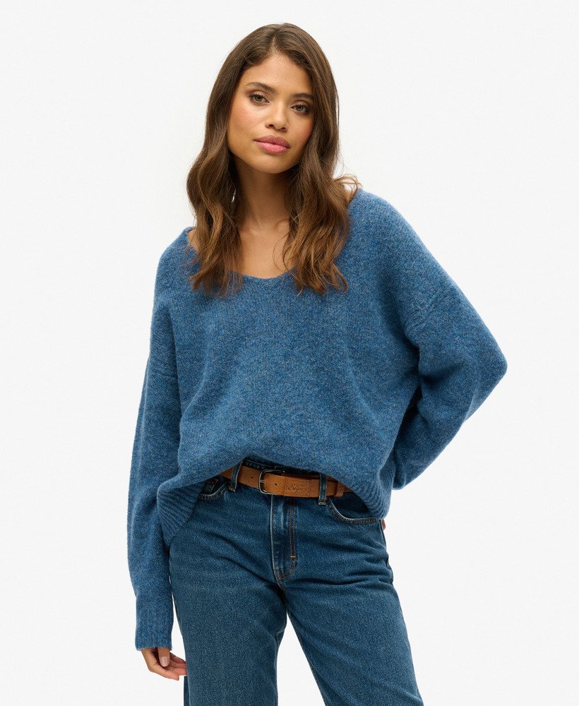 luźny sweter z dekoltem w serek w kolorze admiral blue twist