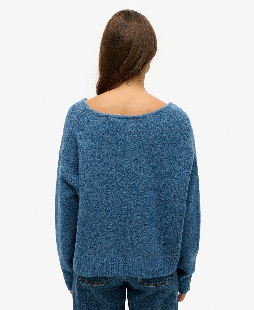 luźny sweter z dekoltem w serek w kolorze admiral blue twist