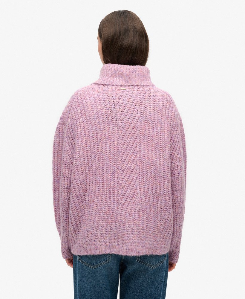 sweter z prążkowanym ściągaczem i głębokim dekoltem w kolorze dusty rose twist