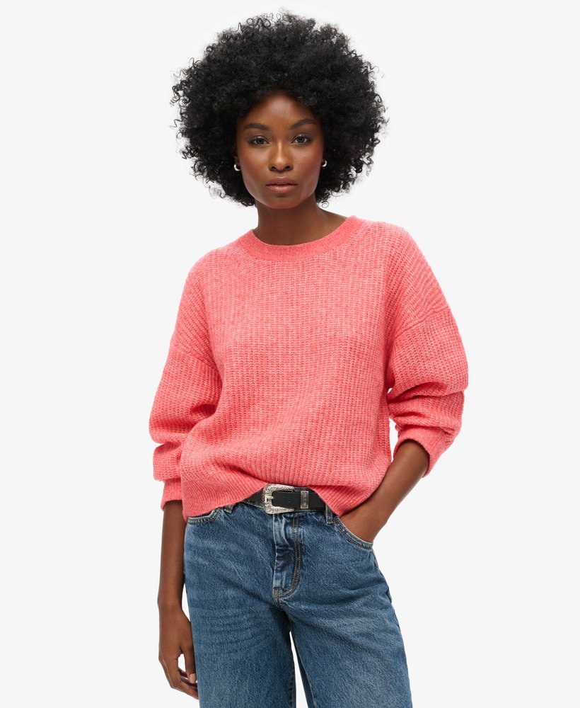sweter z okrągłym dekoltem w kolorze koralowo-czerwonym twist