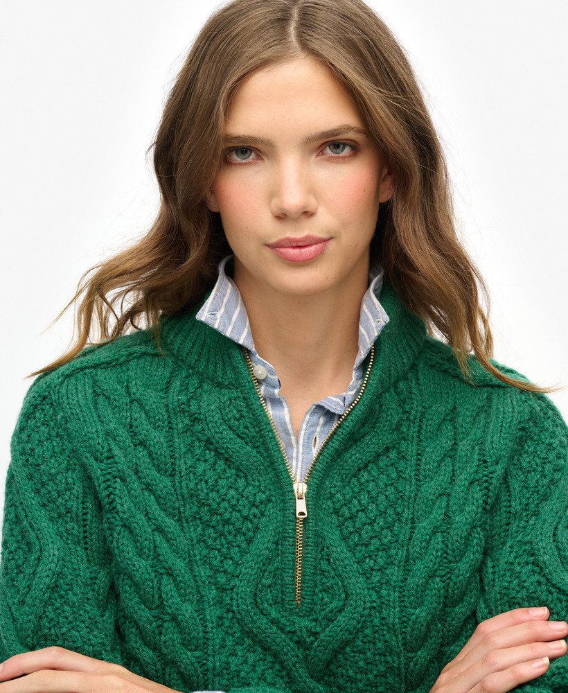 sweter z dzianiny kablowej aran cable knit z zamkiem błyskawicznym w kolorze ciemnej sosny