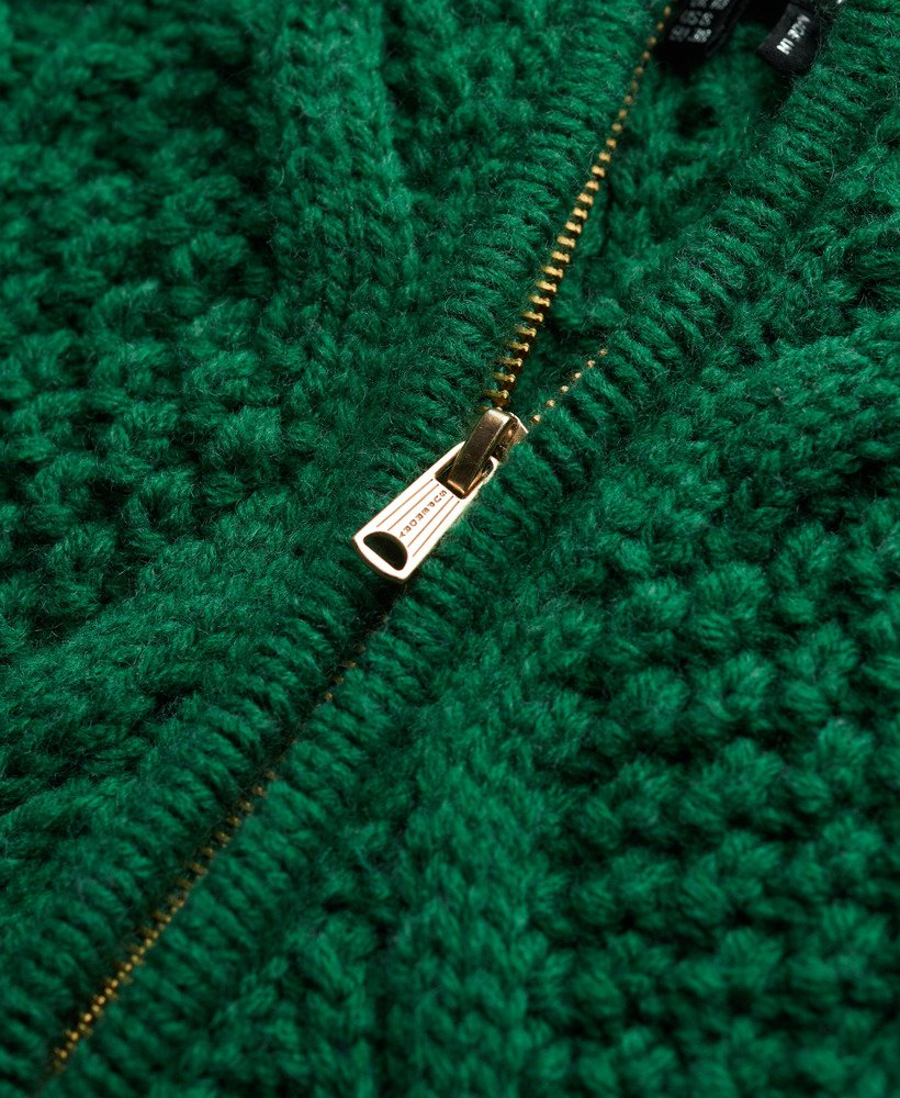 sweter z dzianiny kablowej aran cable knit z zamkiem błyskawicznym w kolorze ciemnej sosny