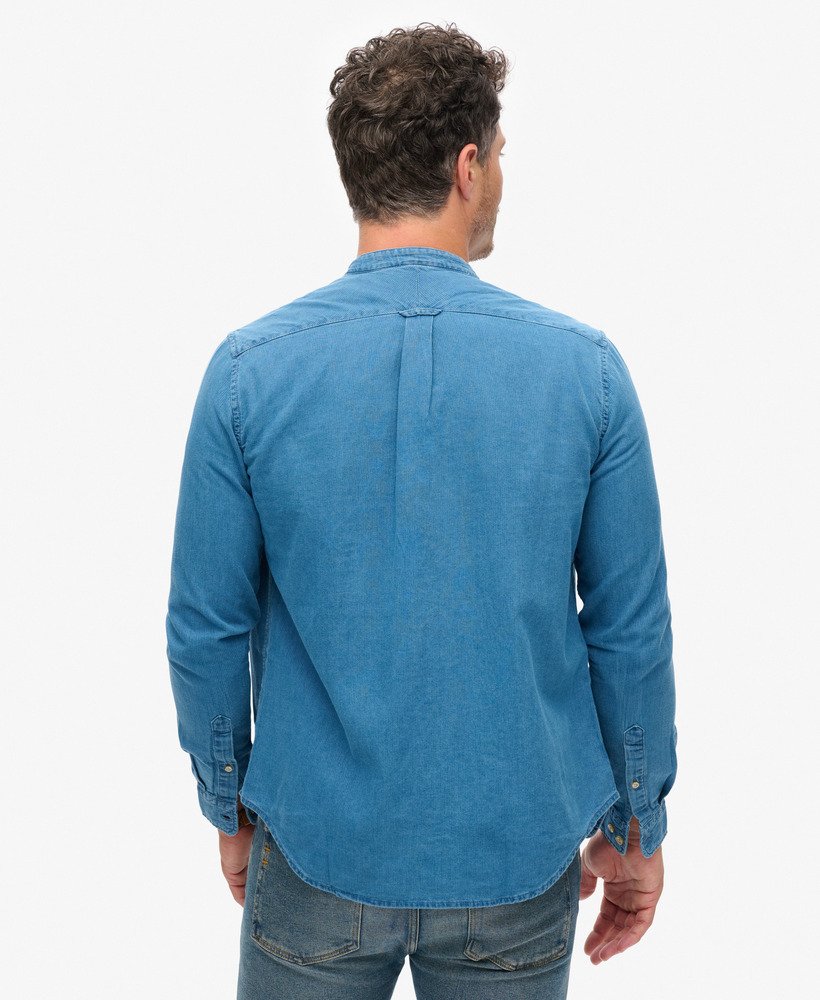 sklep handlowy – koszula grandad indigo w intensywnym praniu