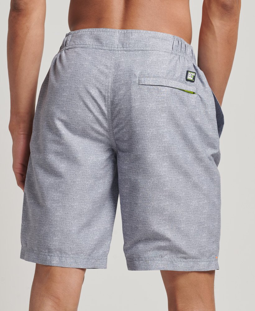 klasyczne szorty typu boardshort w kolorze srebrno-szarym grit
