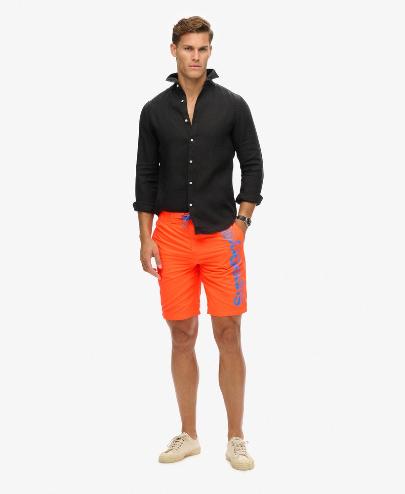 klasyczne szorty typu boardshorts w kolorze wulkanicznej pomarańczy