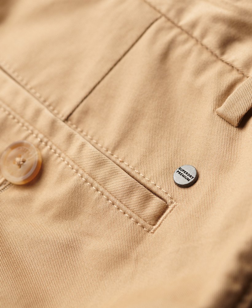 elastyczne szorty chino w kolorze shaker beige