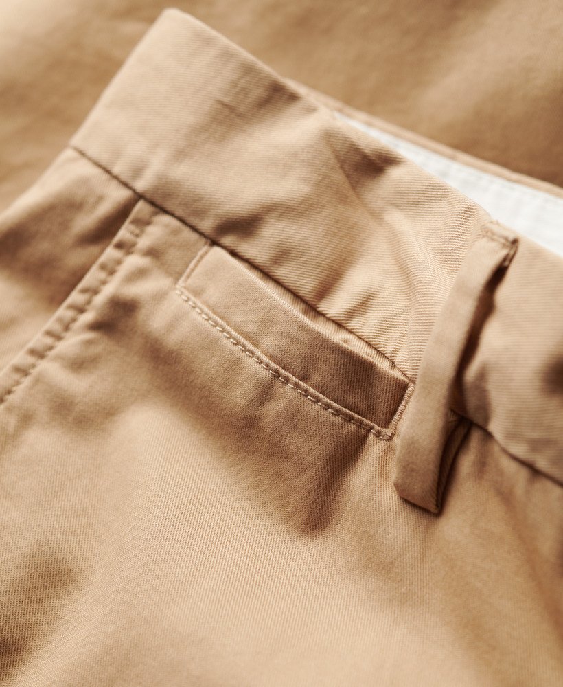 elastyczne szorty chino w kolorze shaker beige
