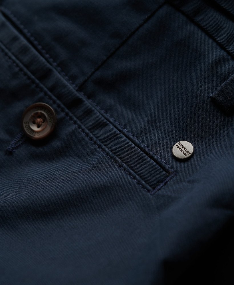 elastyczne szorty chino w kolorze eclipse navy