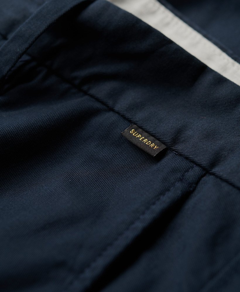 elastyczne szorty chino w kolorze eclipse navy