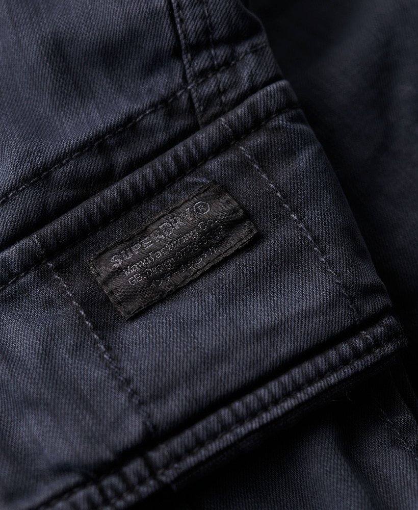 spodenki core cargo w kolorze eclipse navy