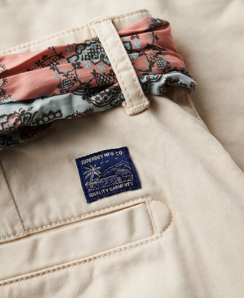 chino hot shorts w kolorze owsianym