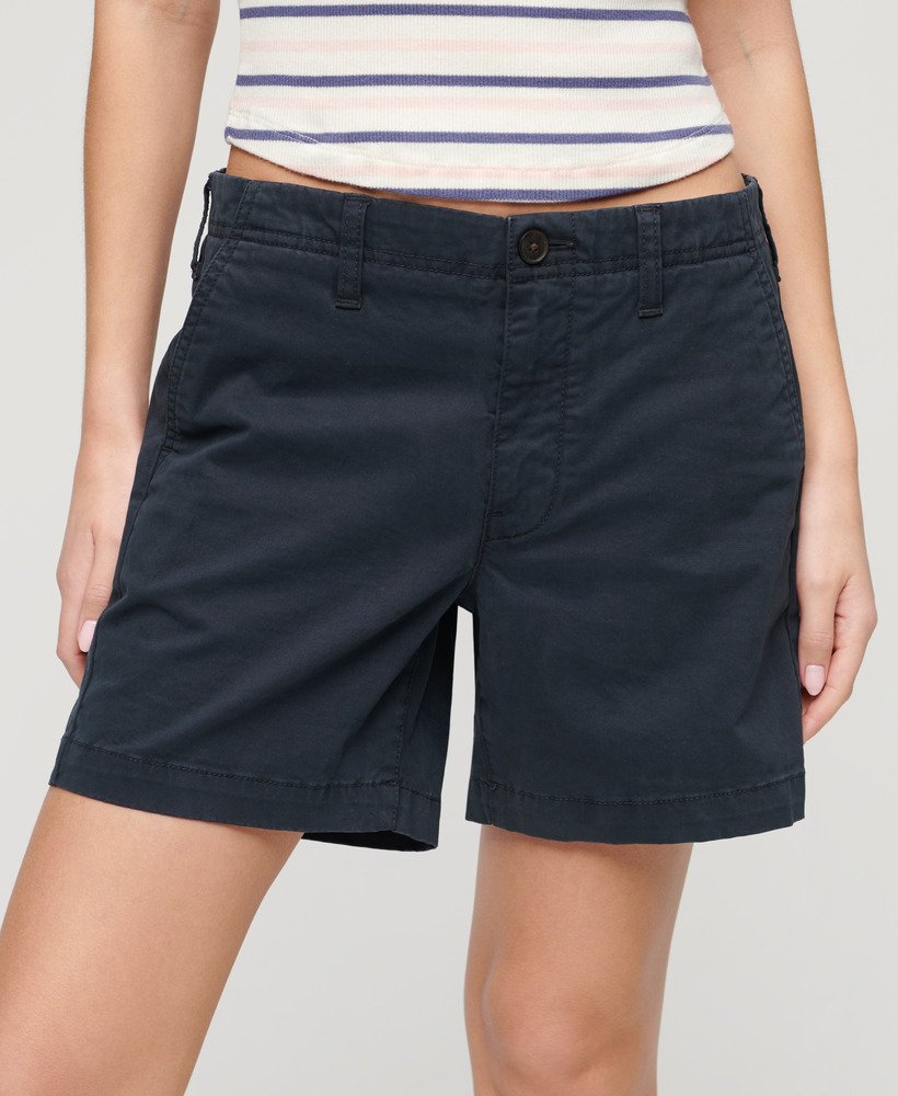 klasyczne szorty chino w kolorze eclipse navy