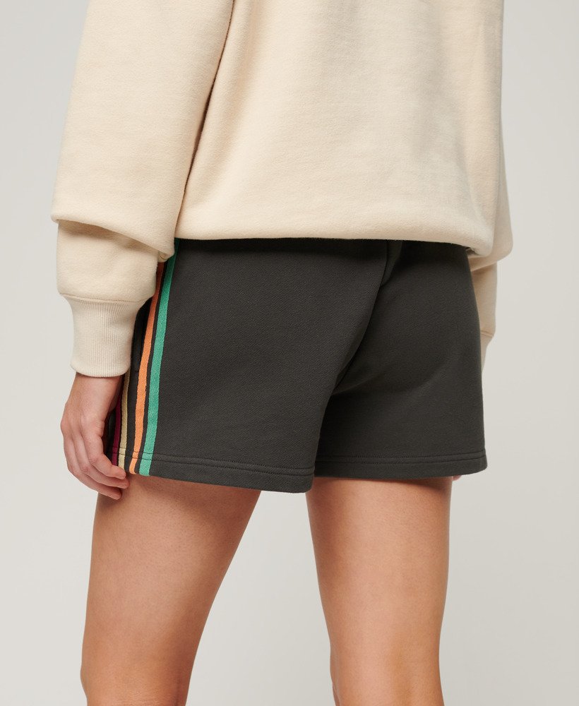 szorty z logo rainbow side stripe w kolorze spranej czerni