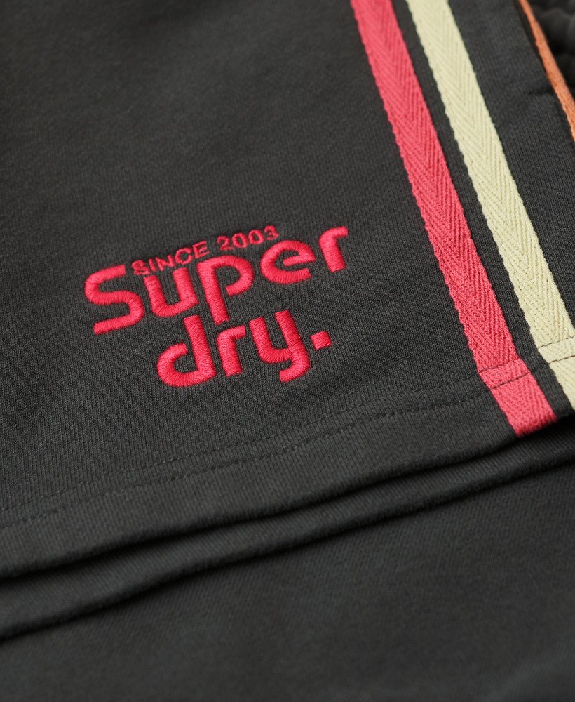 szorty z logo rainbow side stripe w kolorze spranej czerni
