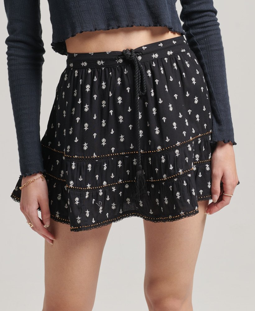spódnica mini w stylu vintage z ozdobnymi zdobieniami w kolorze czarnym geometrycznym