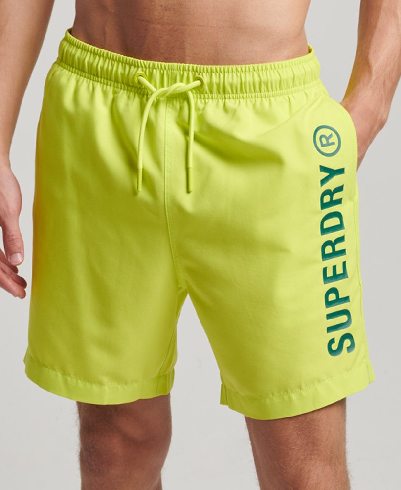 spodenki kąpielowe core sport 17 cali z recyklingu w kolorze limonkowym