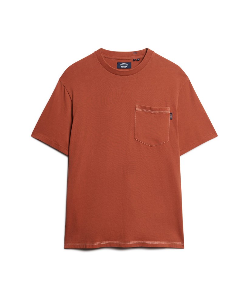 koszulka z kieszenią i kontrastowym ściegiem w kolorze przydymionej pomarańczy cynamonowej