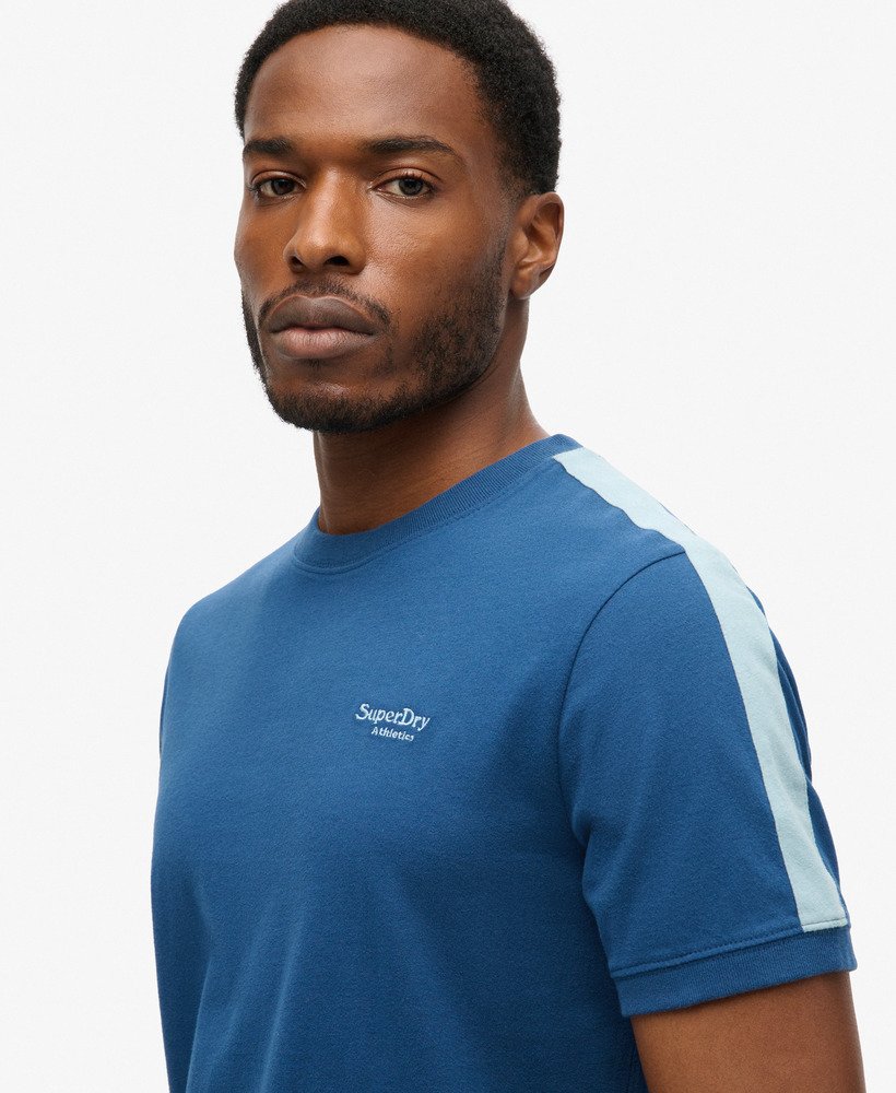koszulka essential logo retro w kolorze pilot mid bluechina blue