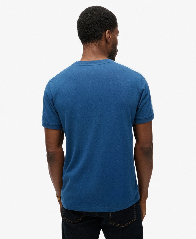 koszulka essential logo retro w kolorze pilot mid bluechina blue