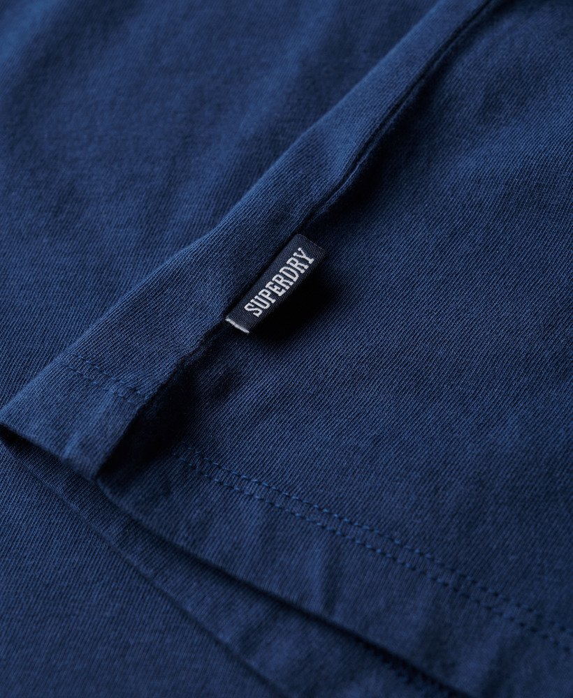 koszulka essential logo retro w kolorze pilot mid bluechina blue