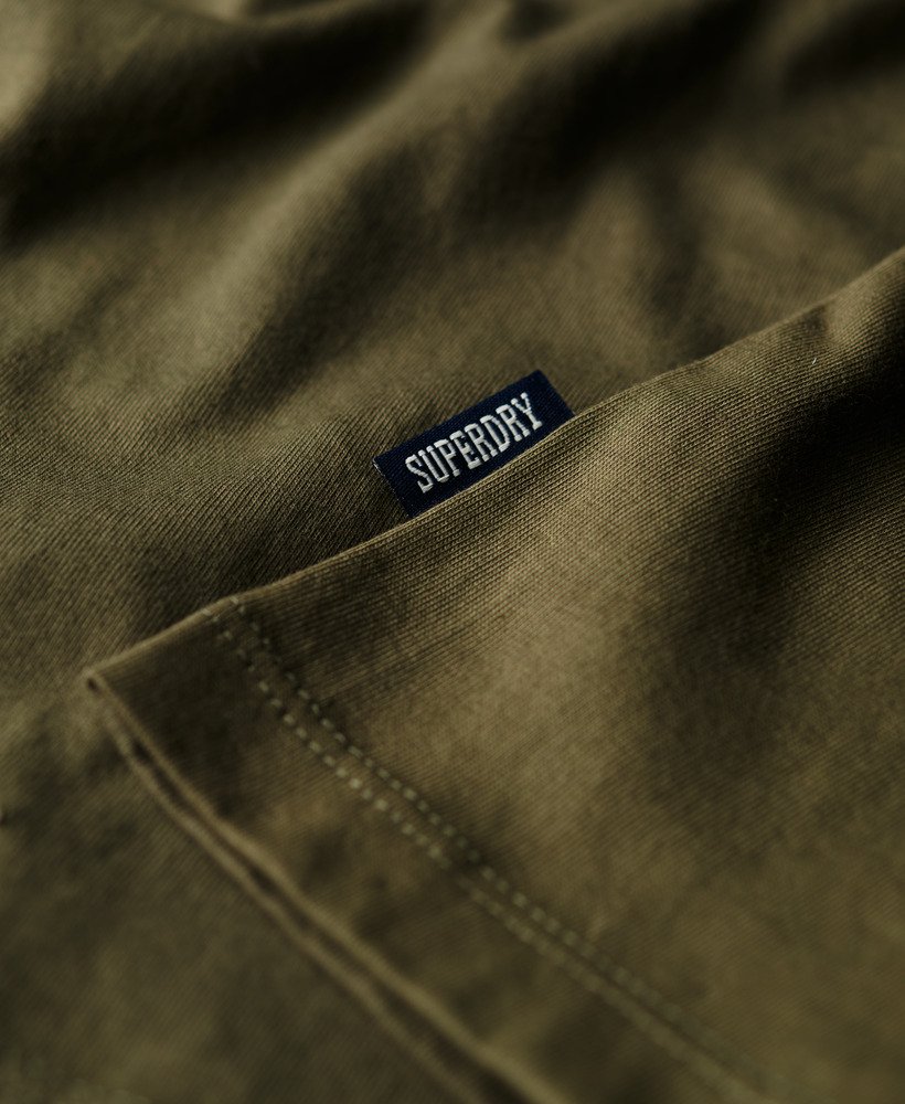 koszulka retro essential z logo w kolorze oliwkowo-zielono-zielonymoliwkowym surplus goods
