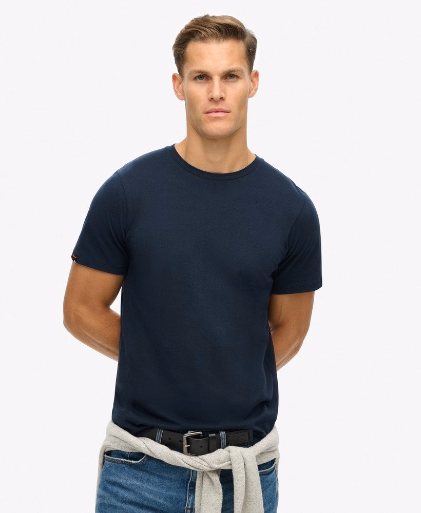 Klasyczny, niezbędny T-shirt