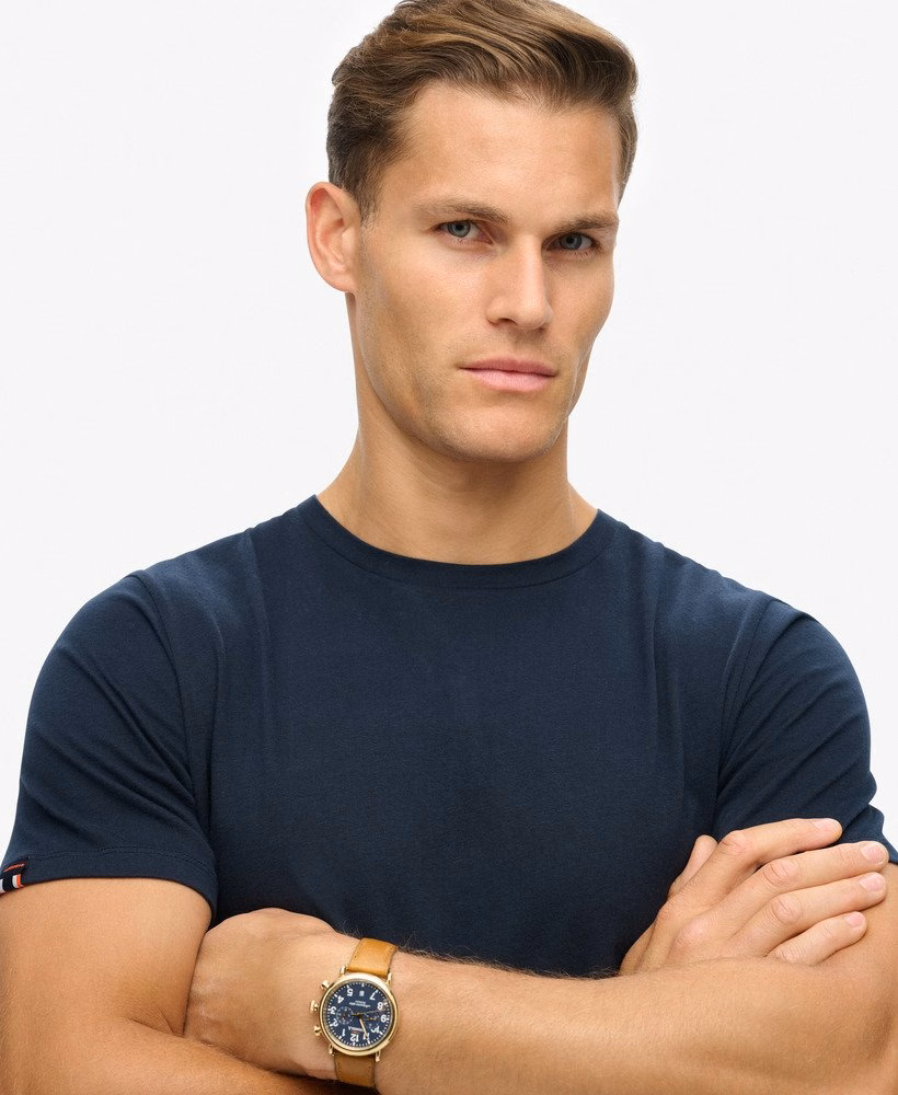 Klasyczny, niezbędny T-shirt