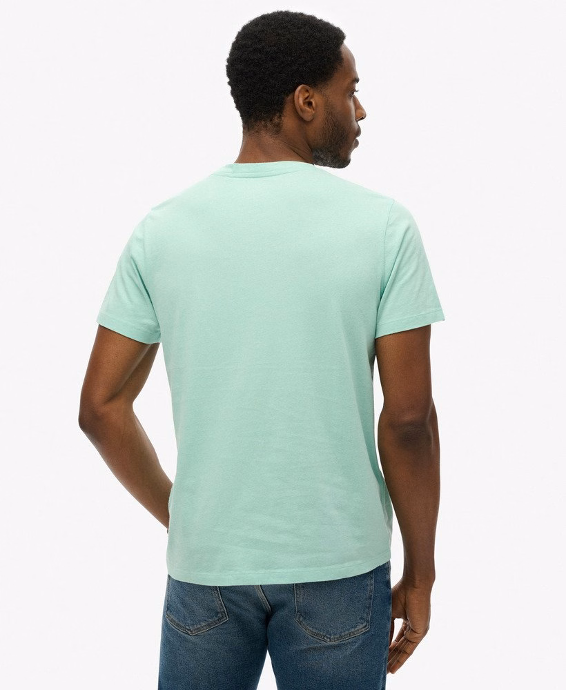 Klasyczny, niezbędny T-shirt