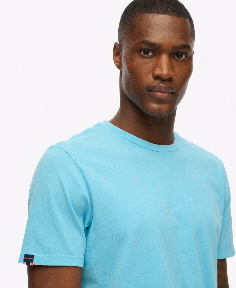 Klasyczny, niezbędny T-shirt