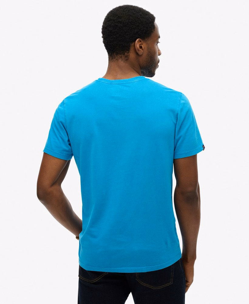 Klasyczny, niezbędny T-shirt