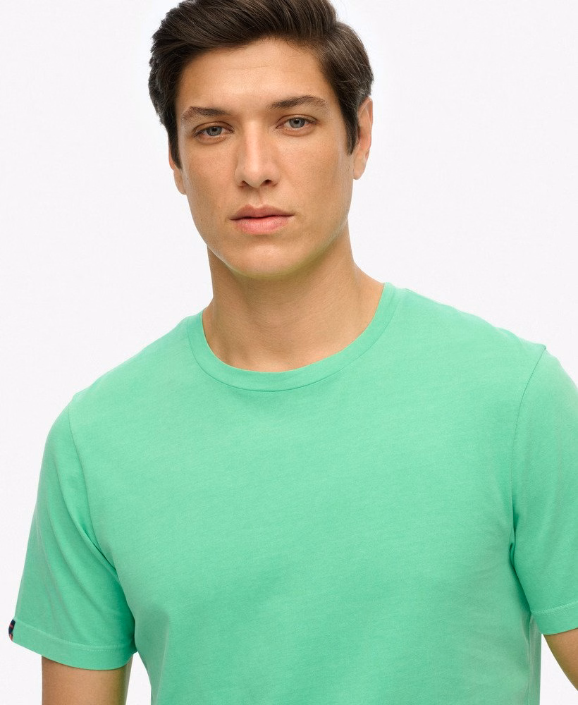 Klasyczny, niezbędny T-shirt