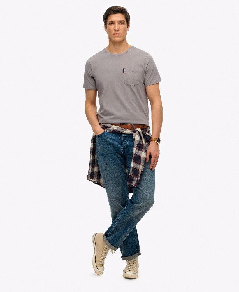 Klasyczny, niezbędny T-shirt z kieszenią