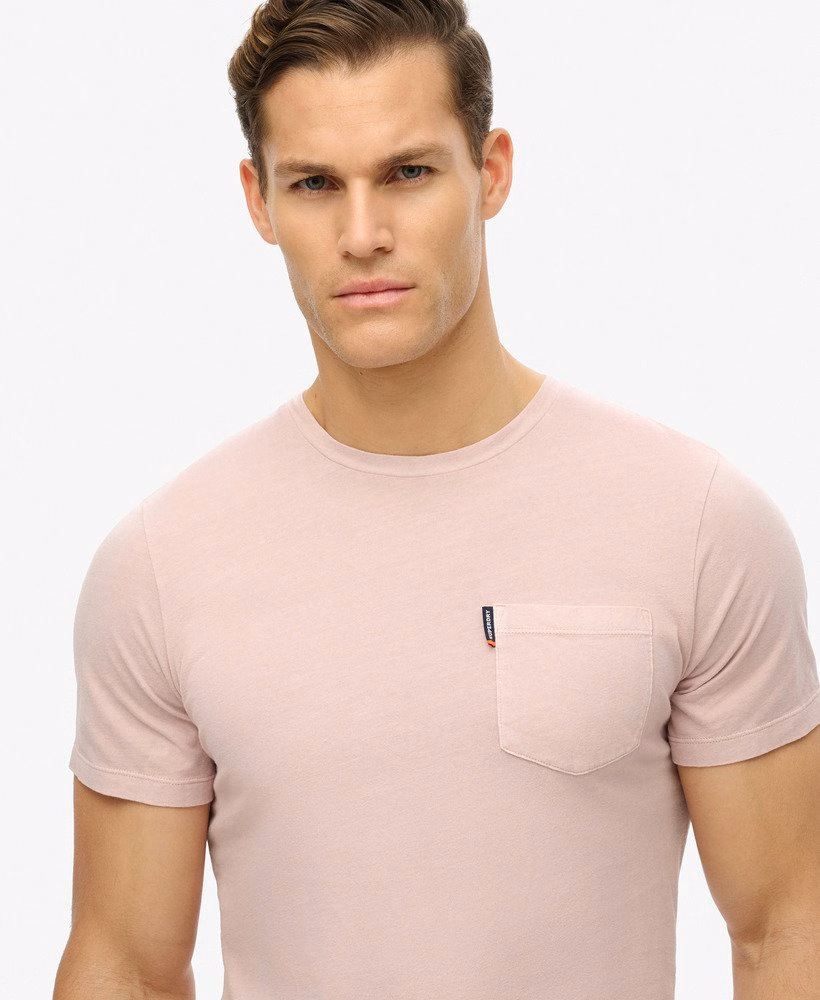 Klasyczny, niezbędny T-shirt z kieszenią