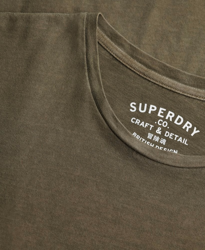 Klasyczny, niezbędny T-shirt